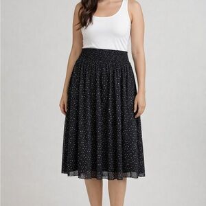 Classic Polka Dot Midi Skirt Dress
Vintage-Inspired